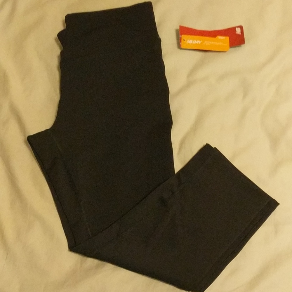 💜 New Balance Capri pants